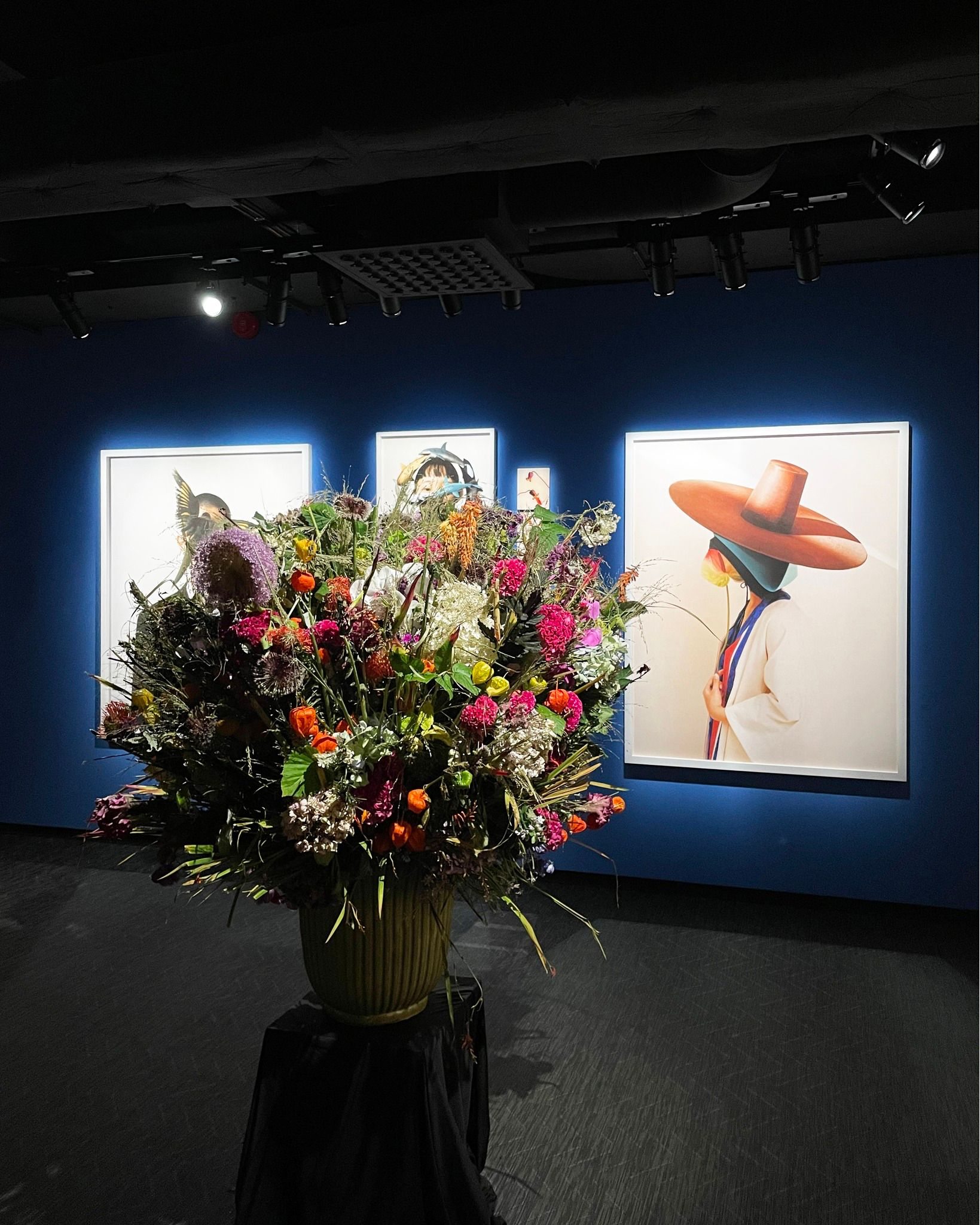 Duch florist Peter Boeijkens exclusive  workshop, set at the stunning Korea’s most prominent fashion photographer Cho Gi-Seok's at Fotografiska Tallinn